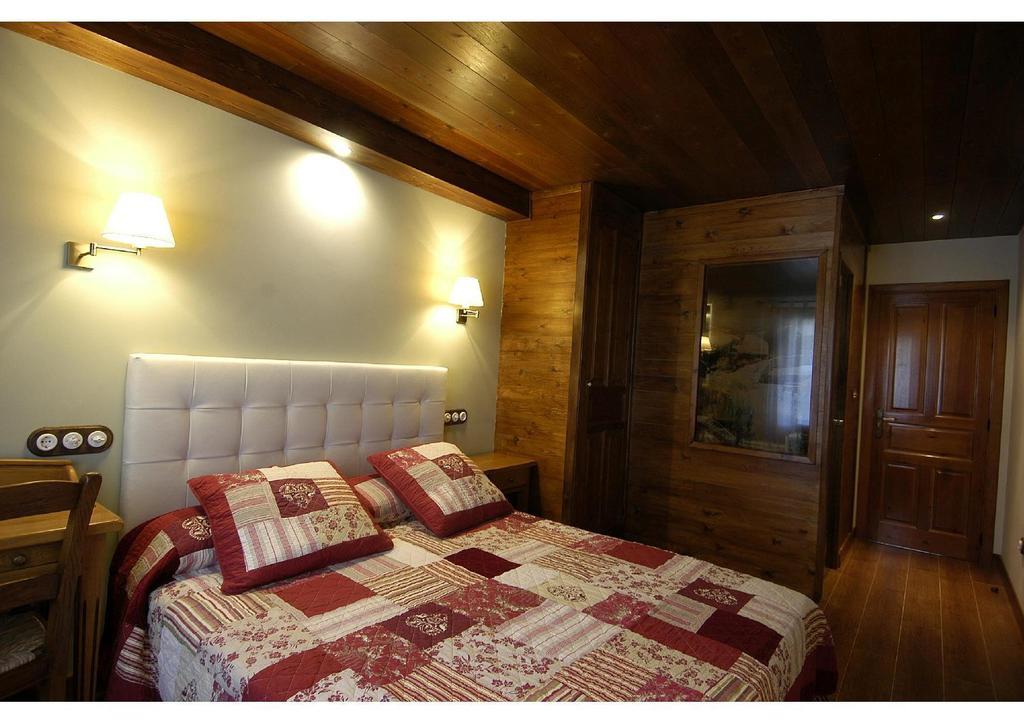 Casa Rural El Portón de Murillo Broto Quarto foto